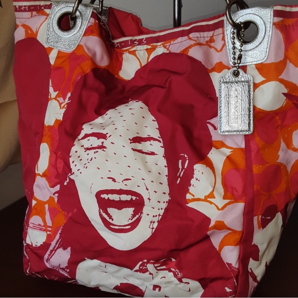 Pre-loved 🚨 LIMITED EDITION 🚨 COACH Parker Laughing Girl Tote